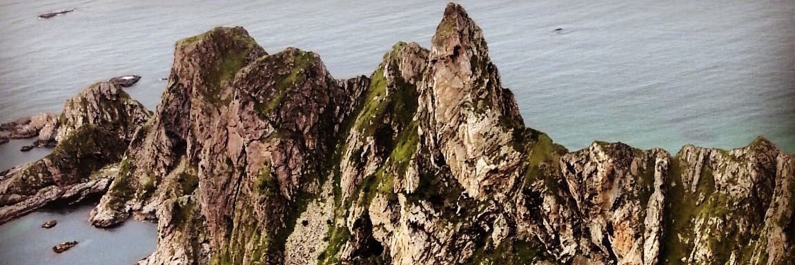 A M Milo Lorentzen banner