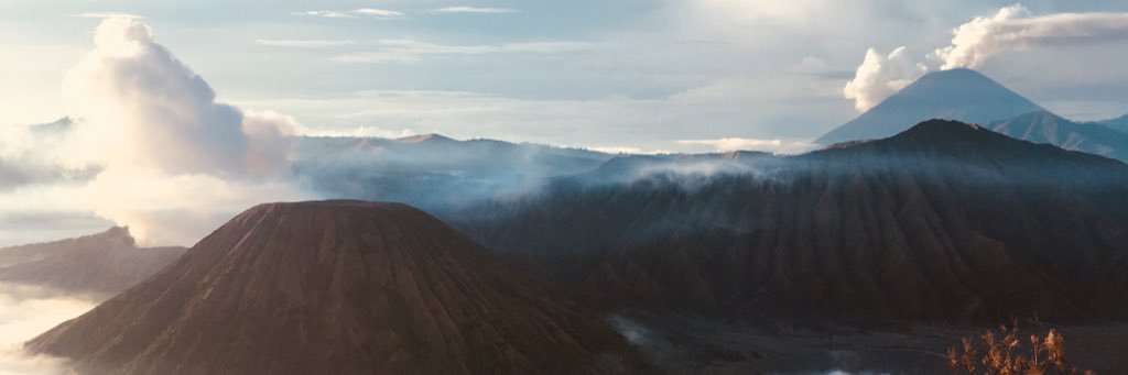 amaze689's profile banner image