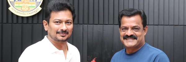 DirectorBose Profile Banner