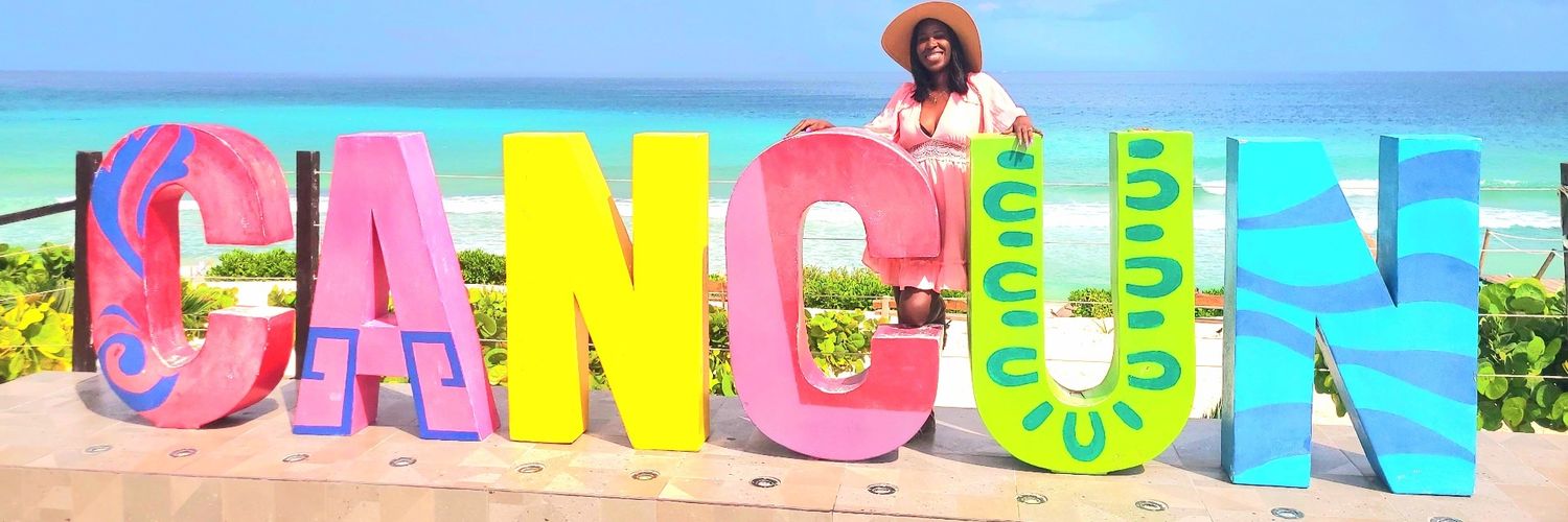 NiNoBeee's profile banner image