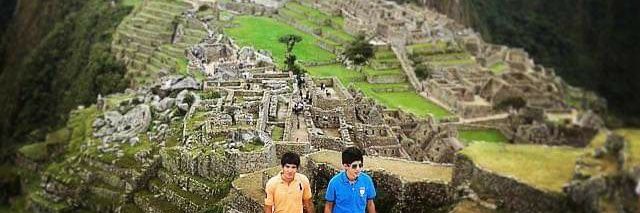 Daniel Vargas banner