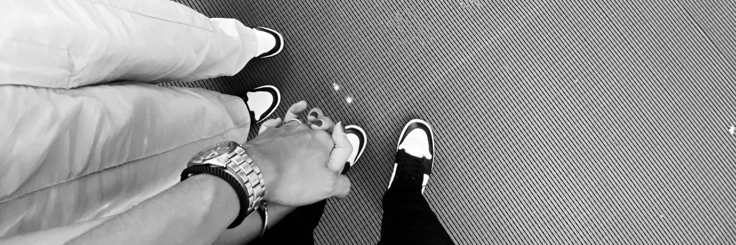 shvmski's profile banner image