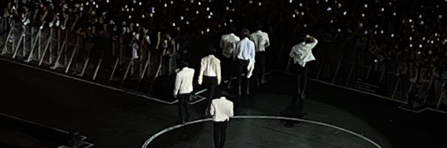 W. banner