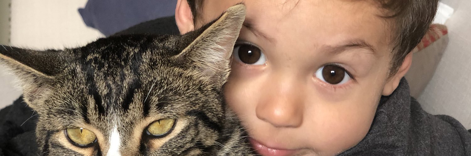GiselGG10's profile banner image