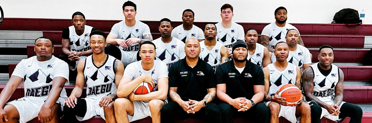 Markus Dennis Sr. banner