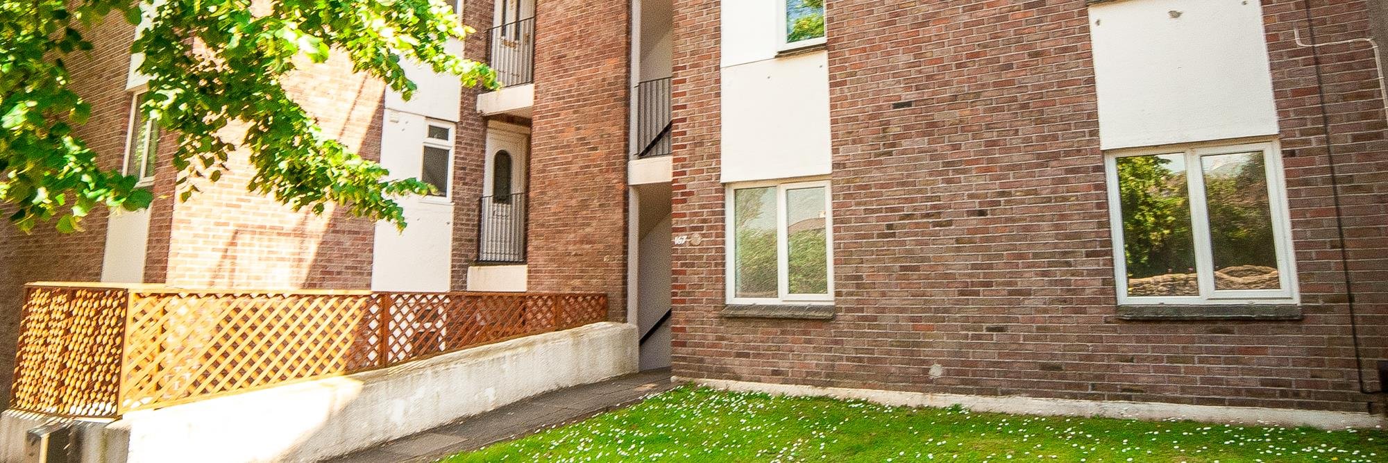 property_links's profile banner image