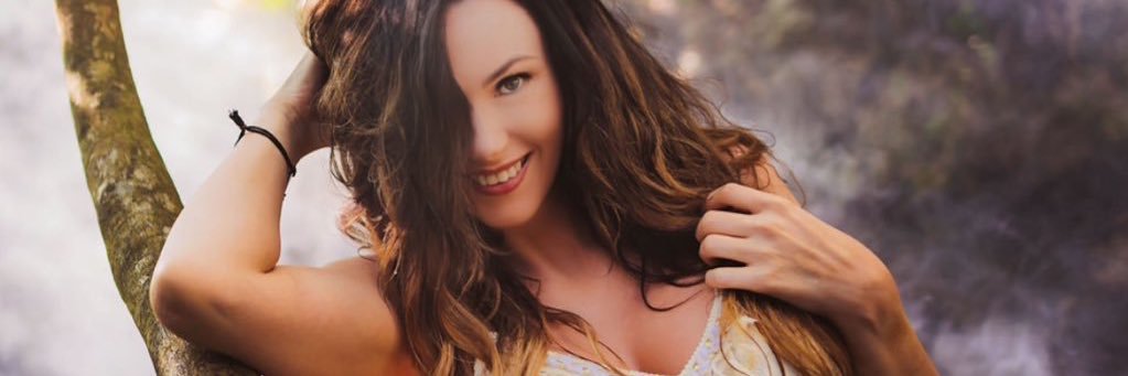 👑 Kimberley Ford 👑's banner