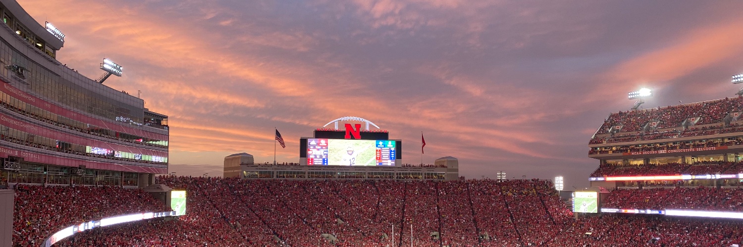 Tuttuhl's profile banner image