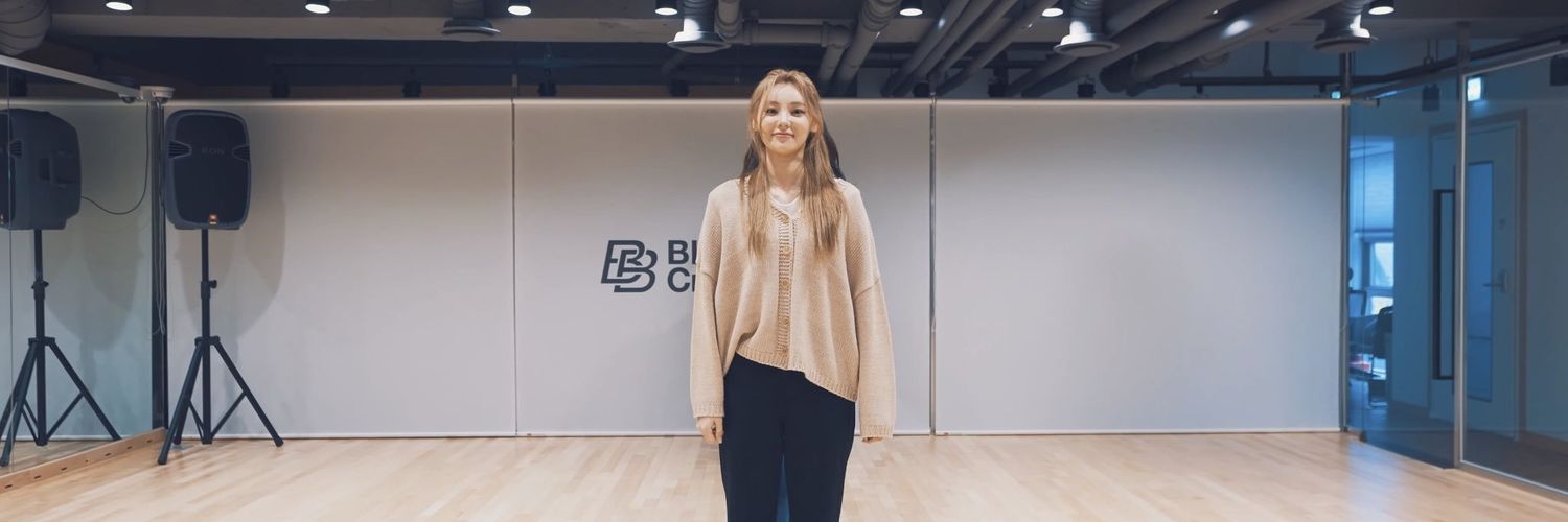 OIZHXOUL's profile banner image