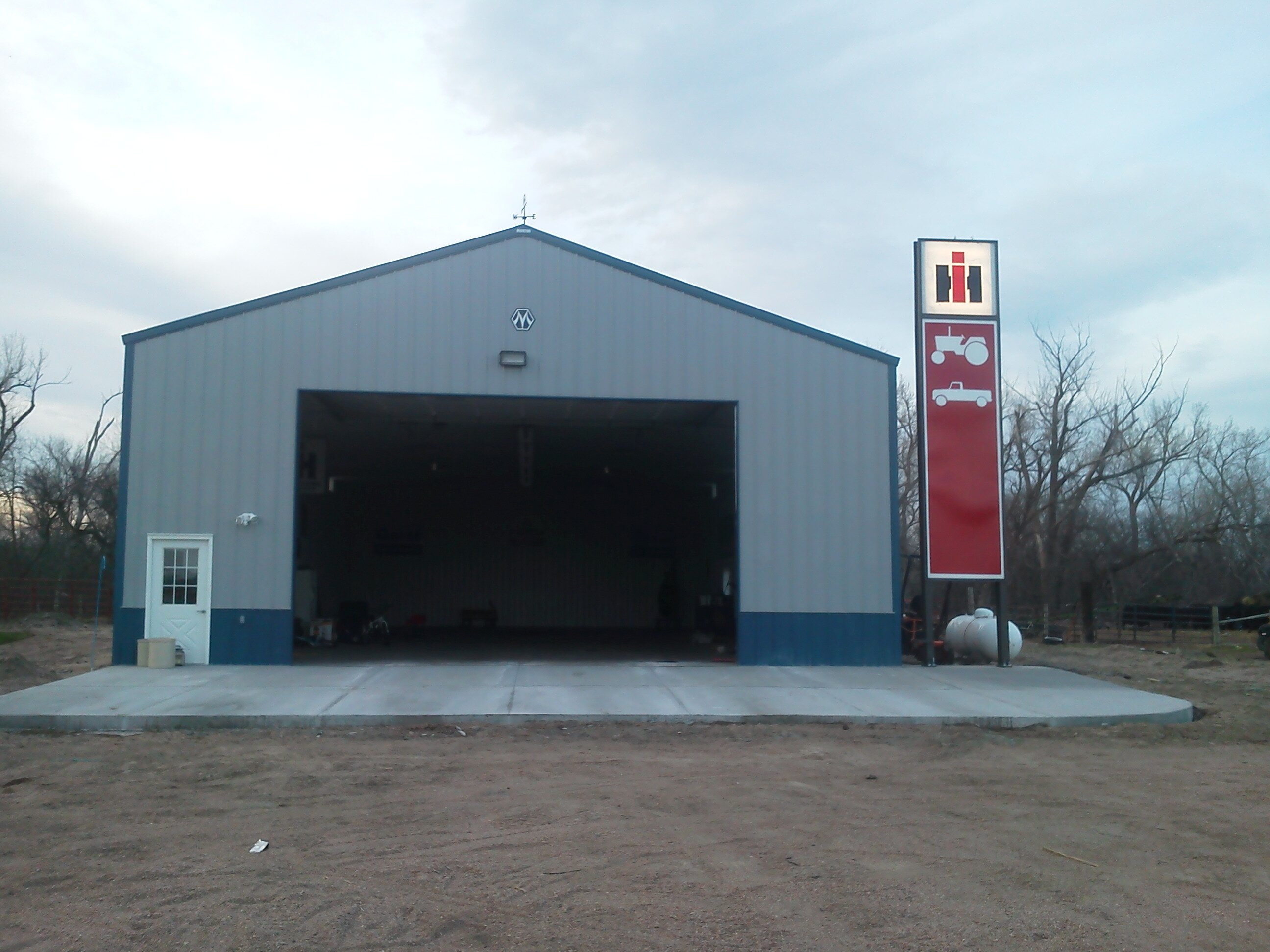 leisingerfarms's profile banner image
