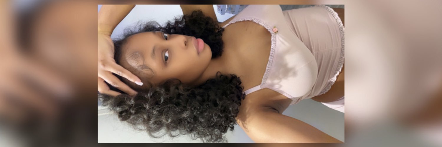 dymskye's profile banner image