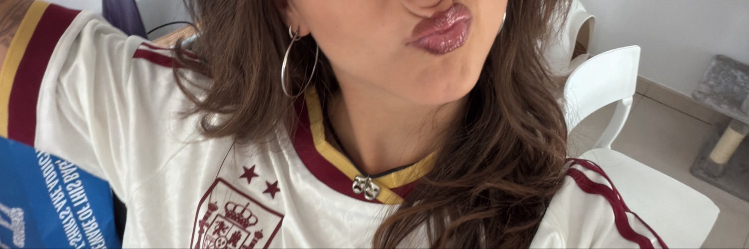 beingblurrogue's profile banner image