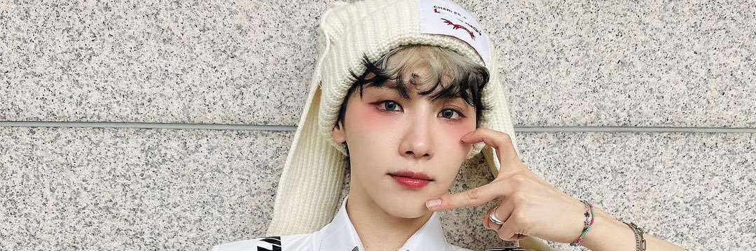 쥬스🐰 banner