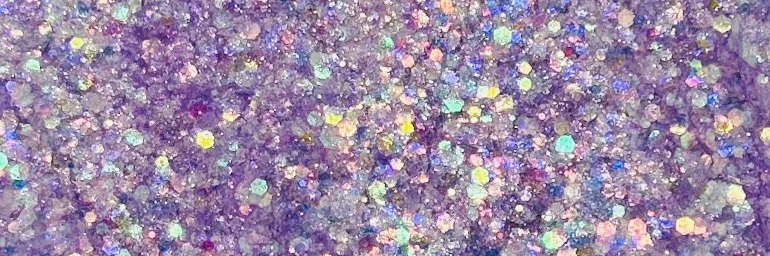 Giselle 🤍 banner
