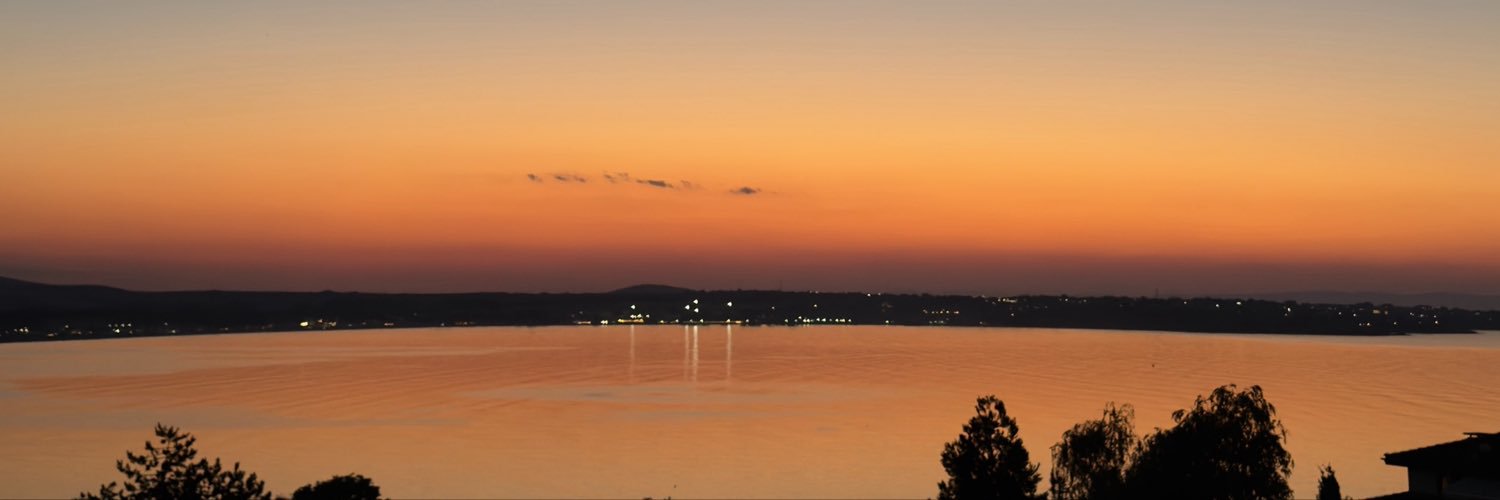 akinsssim's profile banner image