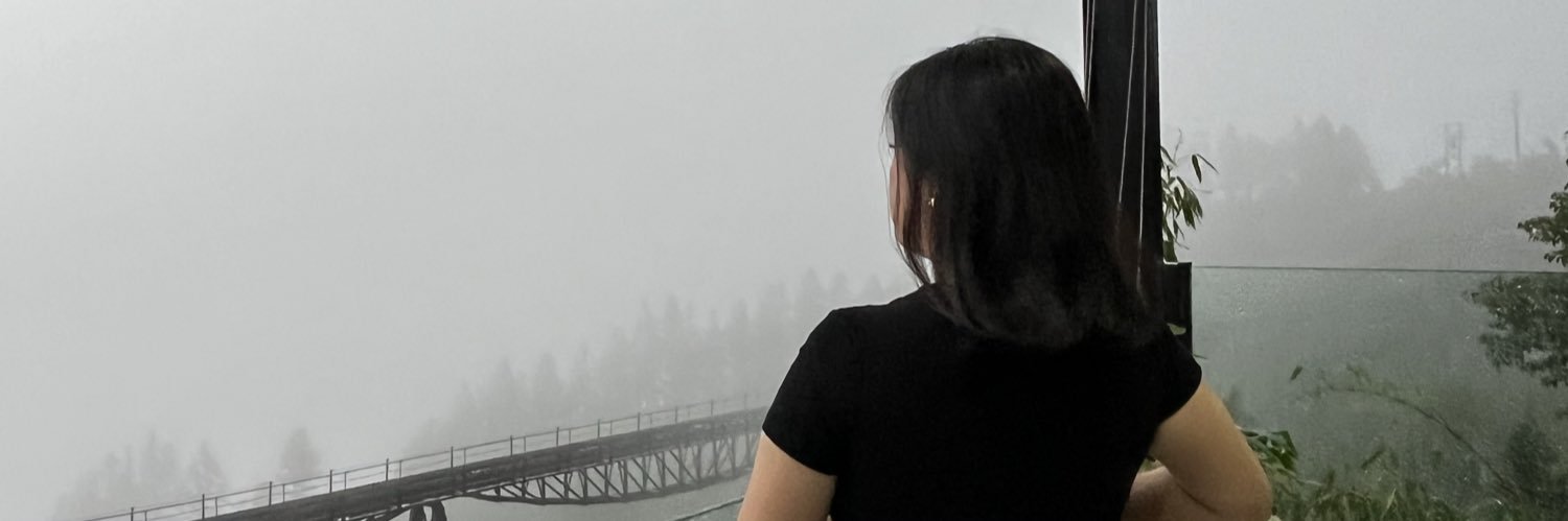 nicoledecastro_'s profile banner image