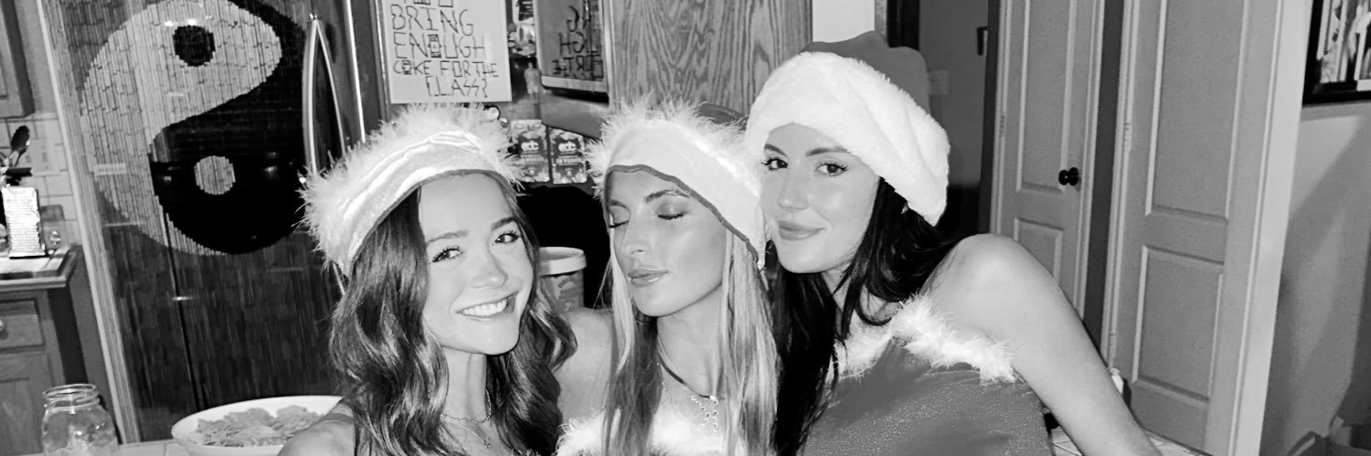 TaylorrLiz's profile banner image