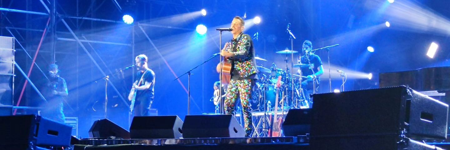 Francesca ☀️ banner