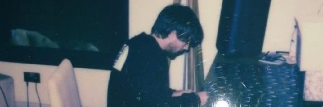 ໑̣ MET LOUIS banner