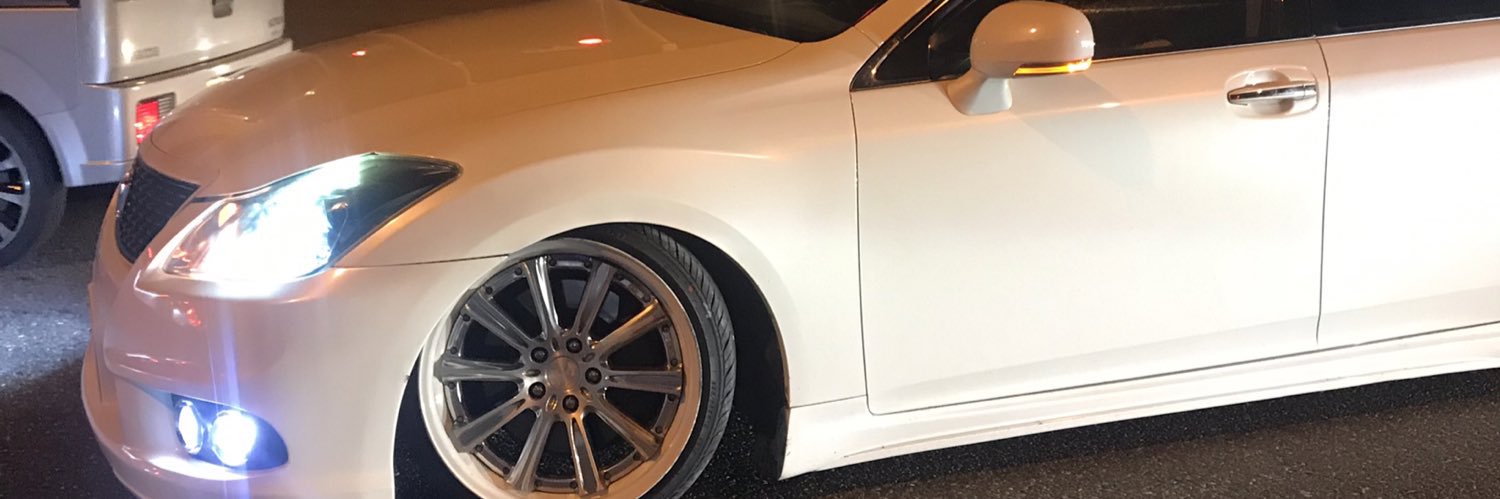 20crown_900's profile banner image