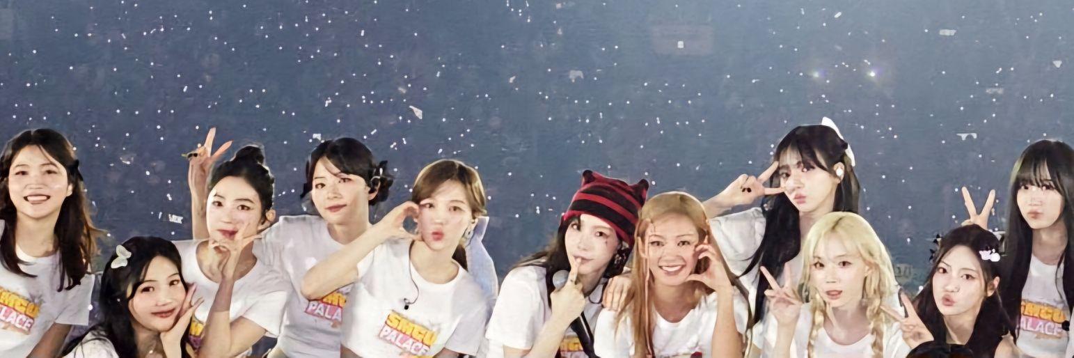 J 💜🎤's banner