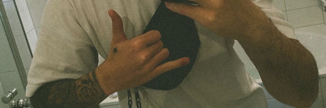 freezz__TV's profile banner image