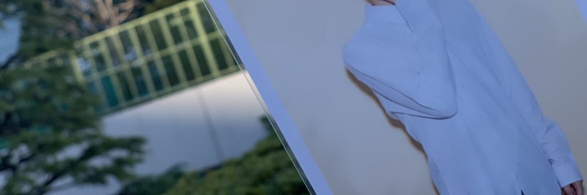 t banner