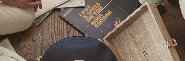 peach banner