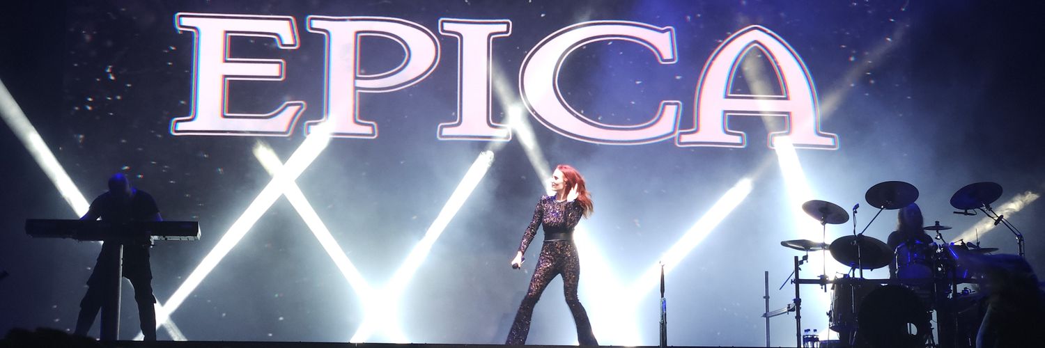 Lipeee_19's profile banner image
