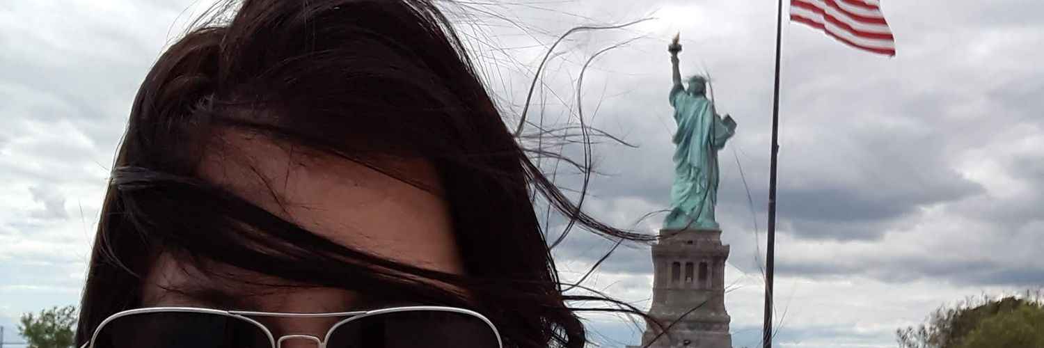 naninanucha's profile banner image