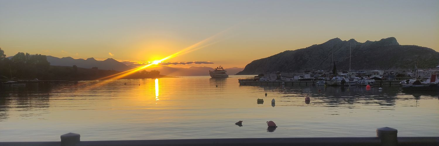 Τaτi🅰️na Pes to banner