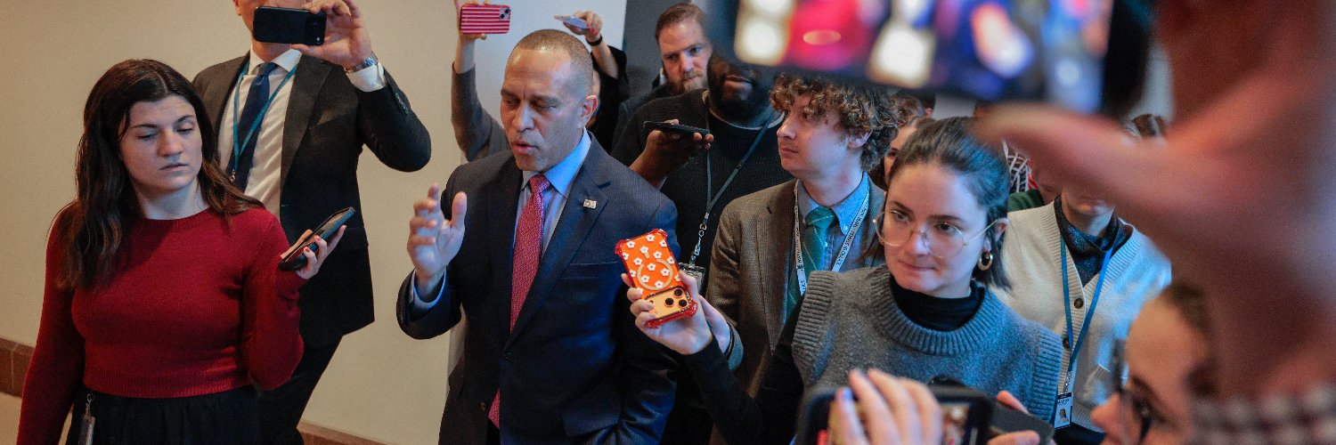 Andrew Solender banner