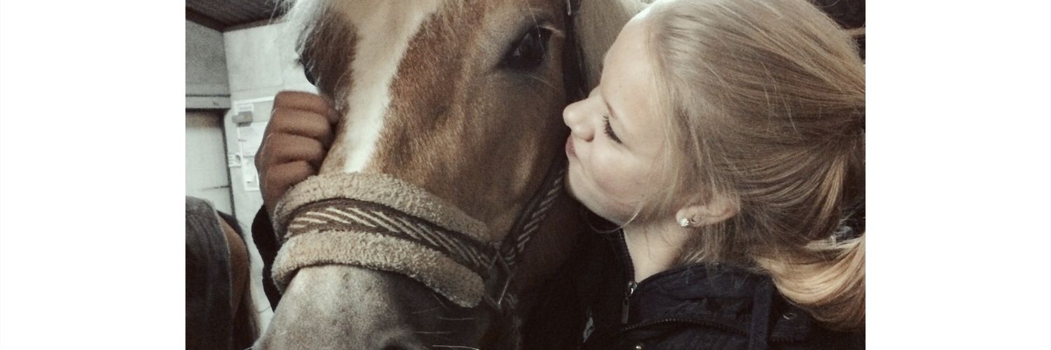 xSharonMeinen's profile banner image