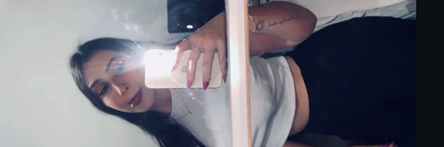 rebekaab_'s profile banner image
