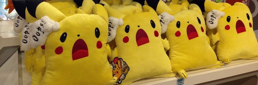 Bugs (like the bunny) 💗🖤💗 banner