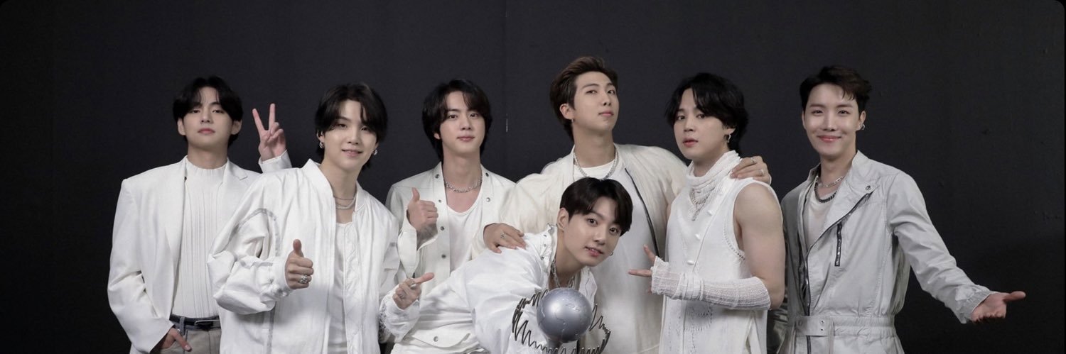 winterbearr_thv's profile banner image