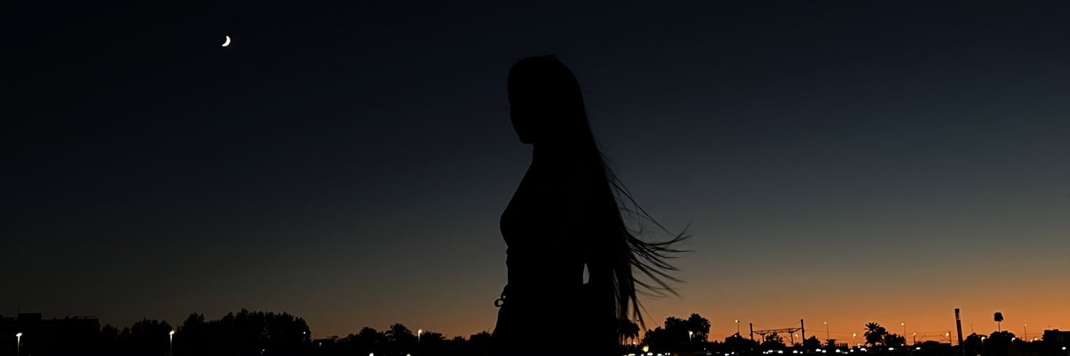 luciagmn's profile banner image