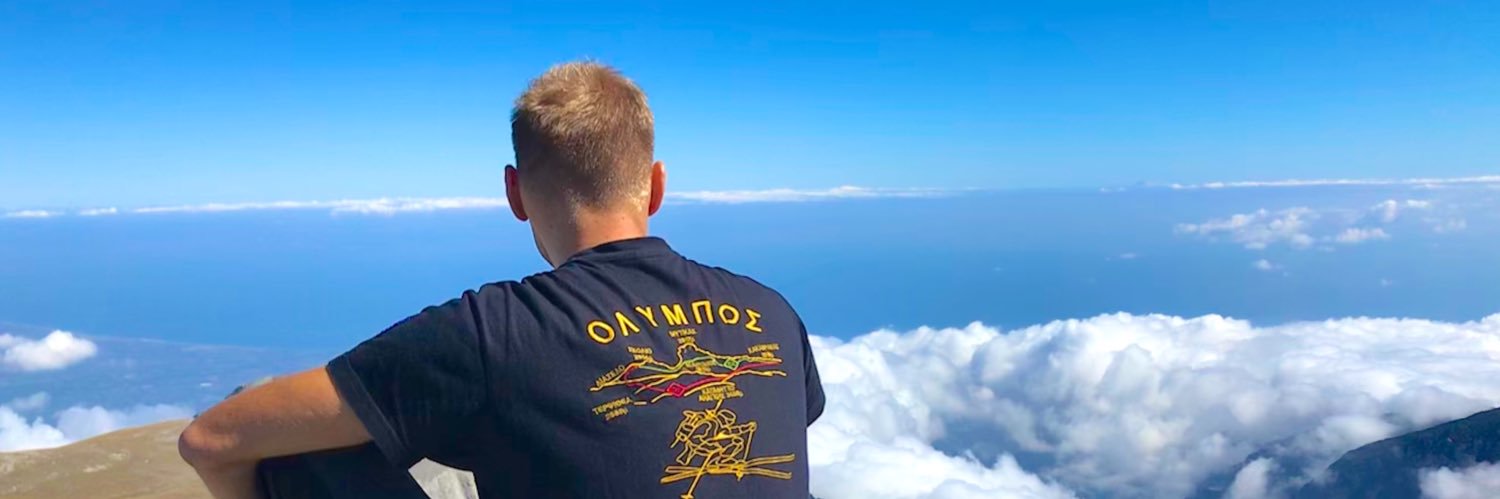 theonsts's profile banner image