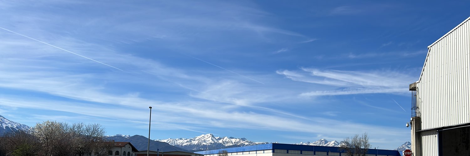 ziza23's profile banner image