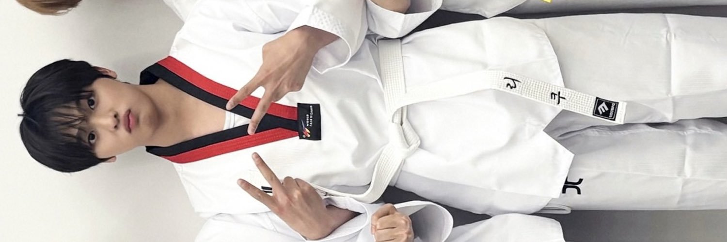 쿠 banner