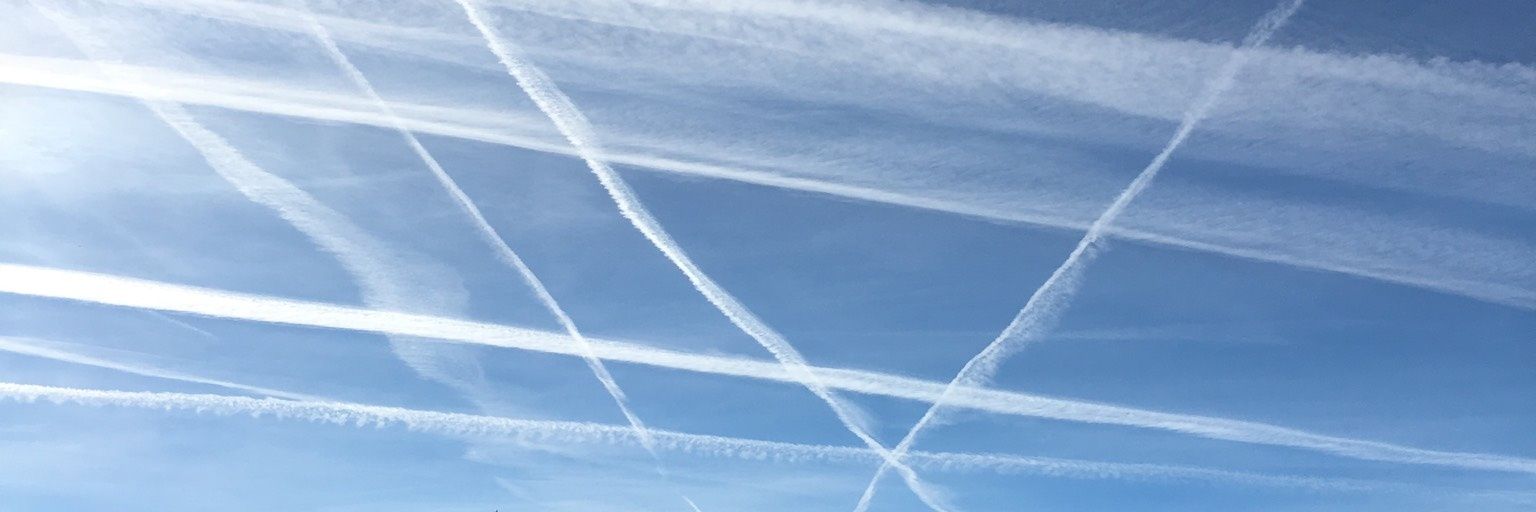 Contrails, Nowt Else. banner