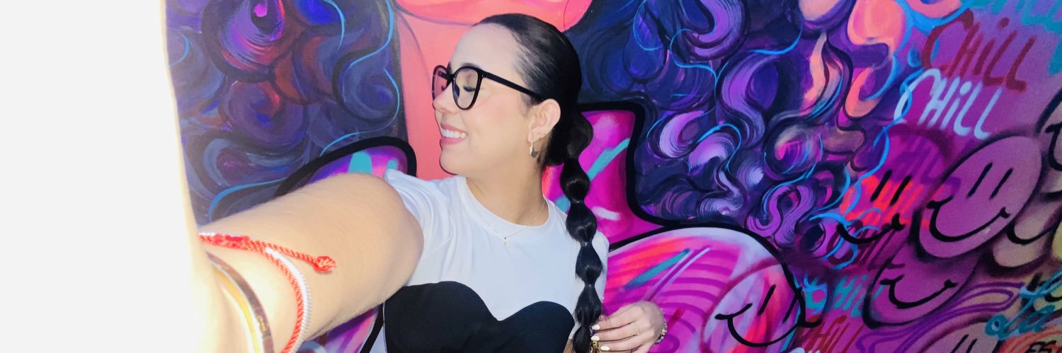 laurasuarezvg's profile banner image