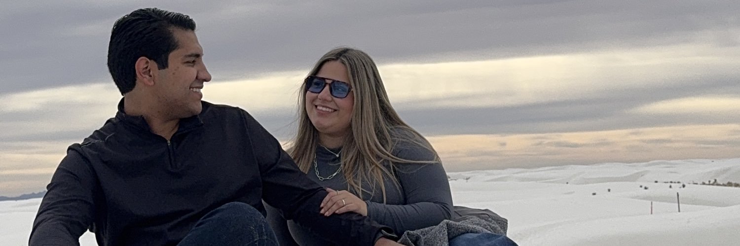 danielayalau's profile banner image