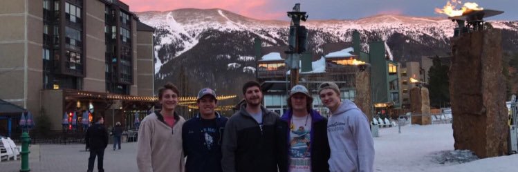 Robinson_43's profile banner image
