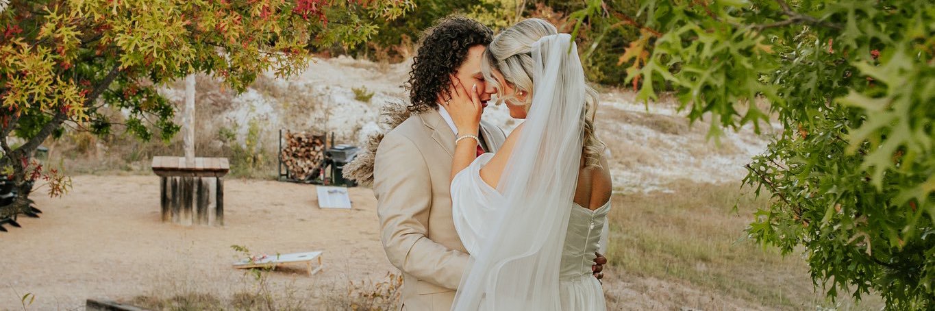 curlyfri01's profile banner image