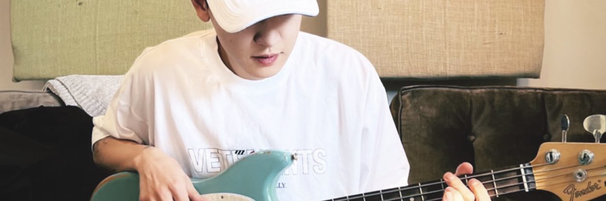 muliap's profile banner image