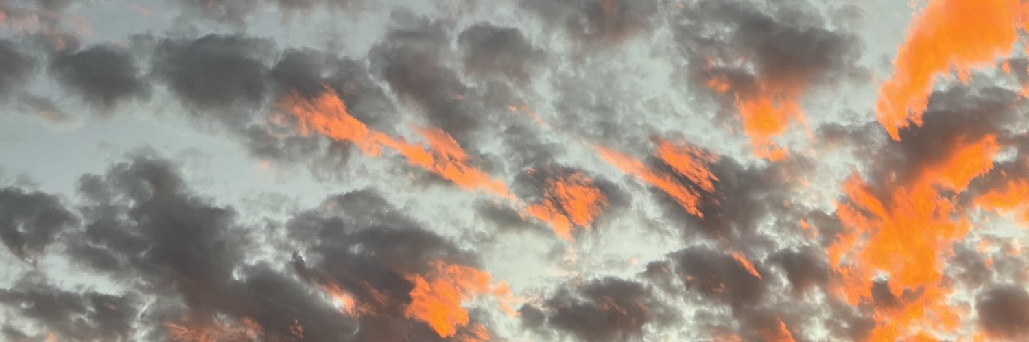 heyvaleriuh's profile banner image