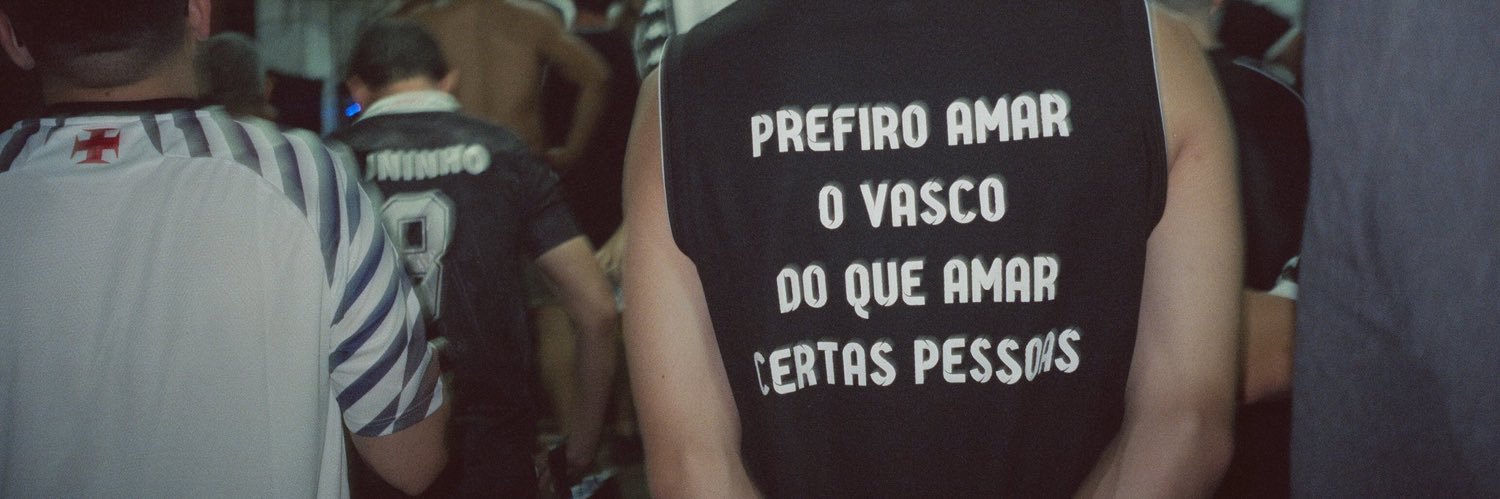 lara mendonça's banner