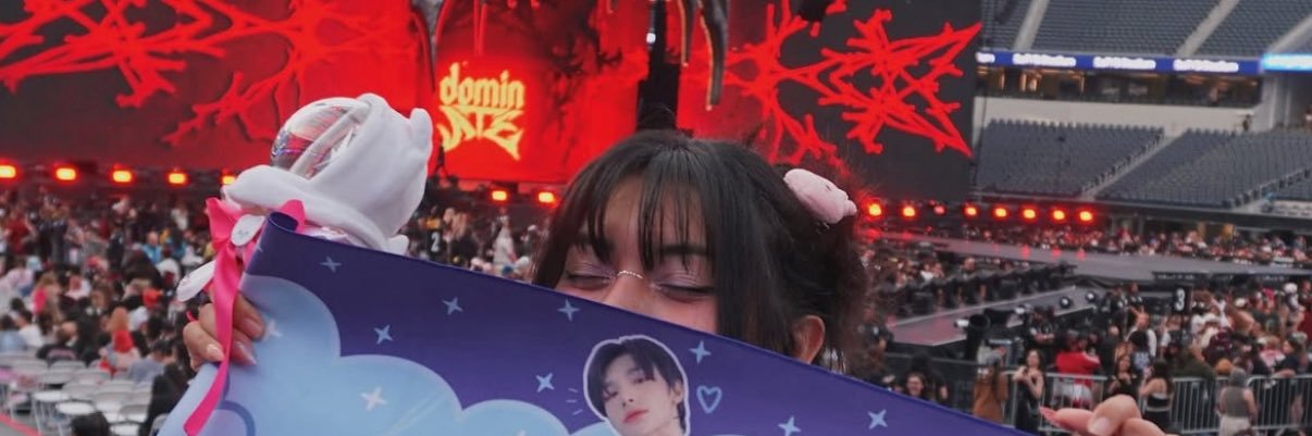 JaniceBanannice's profile banner image