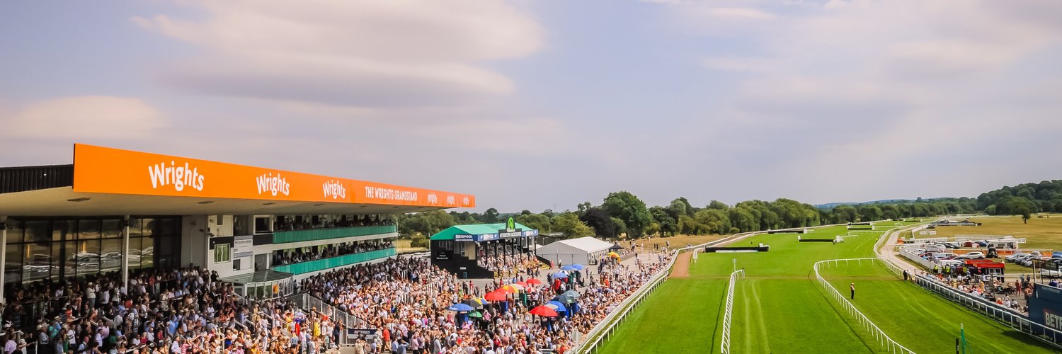 Uttoxeter Racecourse (UttoxeterRaces) / Twitter